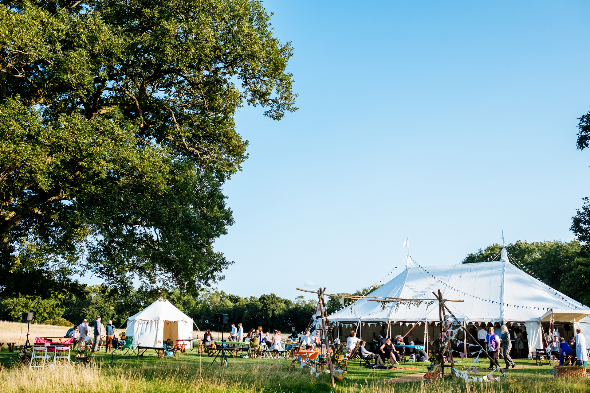 high Billinghurst farm wedding